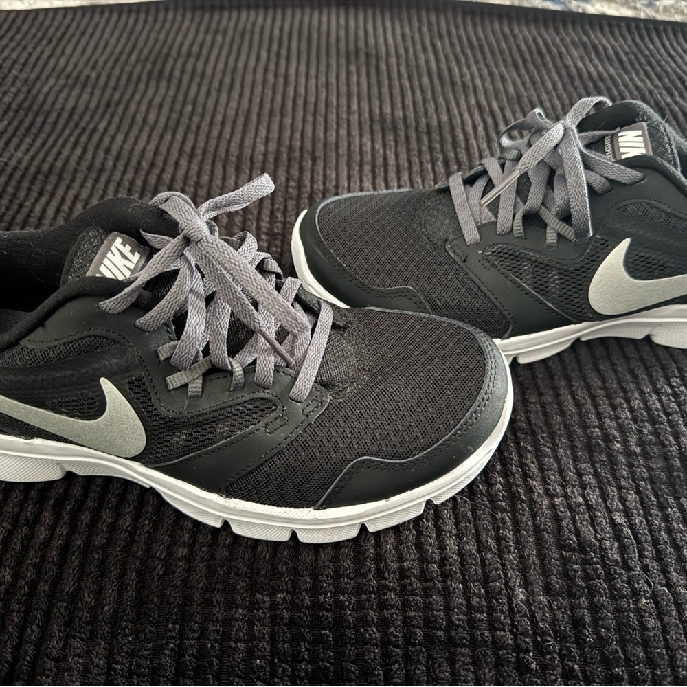 Nike Black and Gray Sneakers with Mesh Upper